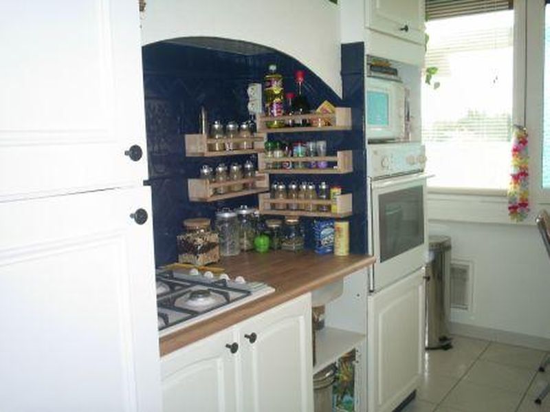 Vente    MARIGNANE DANS RESIDENCE SECURISEE BEL APPARTEMENT T3 ENTIEREMENT REFAIT A NEUF